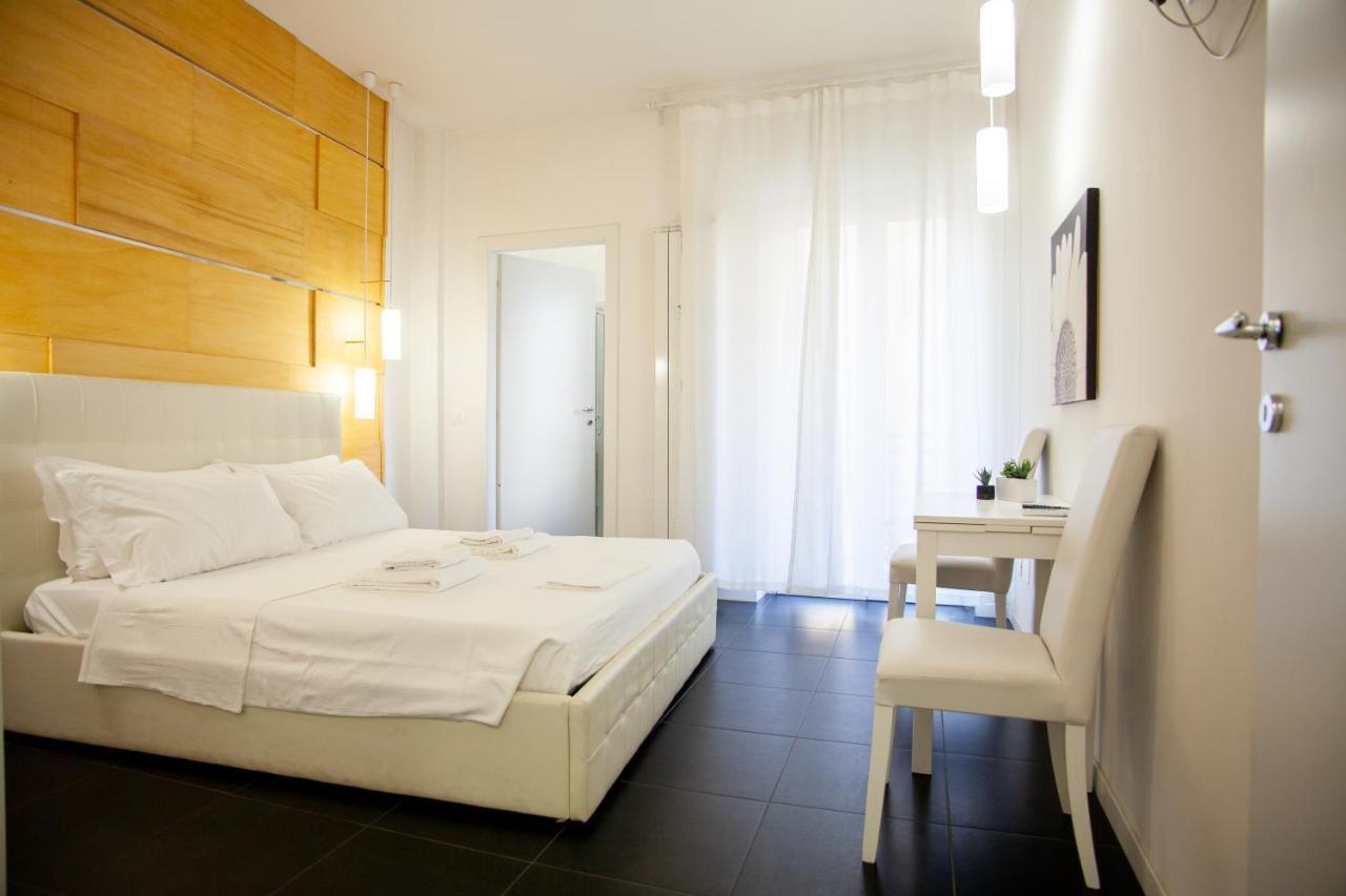 Cristoforo Porta Ticinese Aparthotel 4Pax Wifi Milan Bagian luar foto