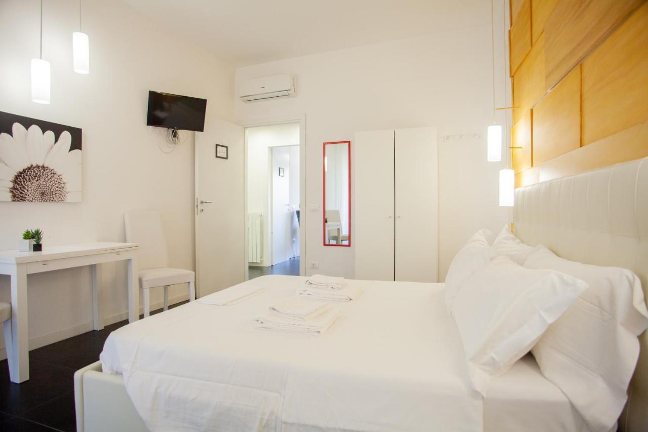 Cristoforo Porta Ticinese Aparthotel 4Pax Wifi Milan Bagian luar foto