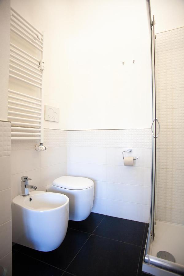 Cristoforo Porta Ticinese Aparthotel 4Pax Wifi Milan Bagian luar foto