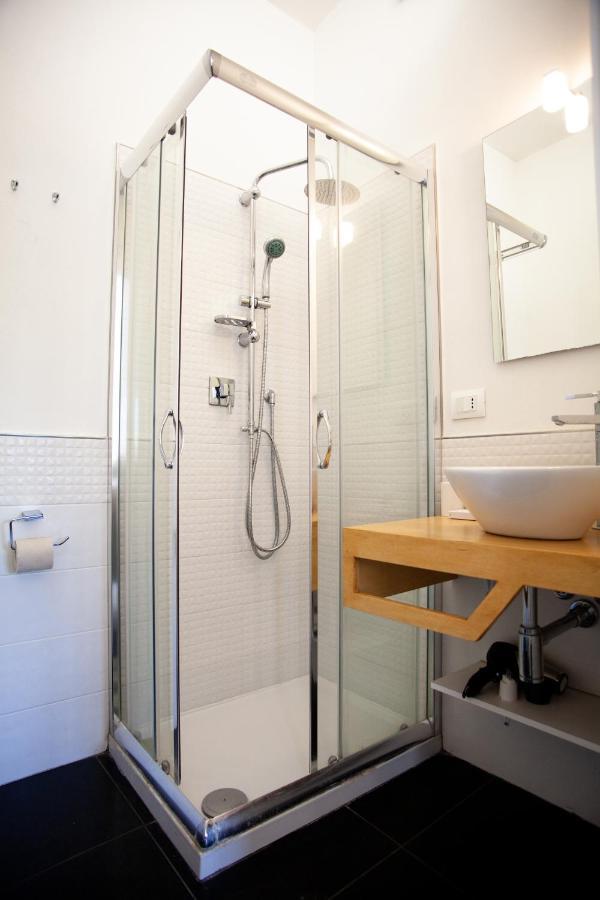 Cristoforo Porta Ticinese Aparthotel 4Pax Wifi Milan Bagian luar foto